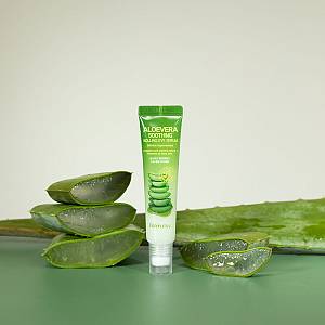 Farmstay Aloe Vera Soothing Rolling Eye Serum -  25ml