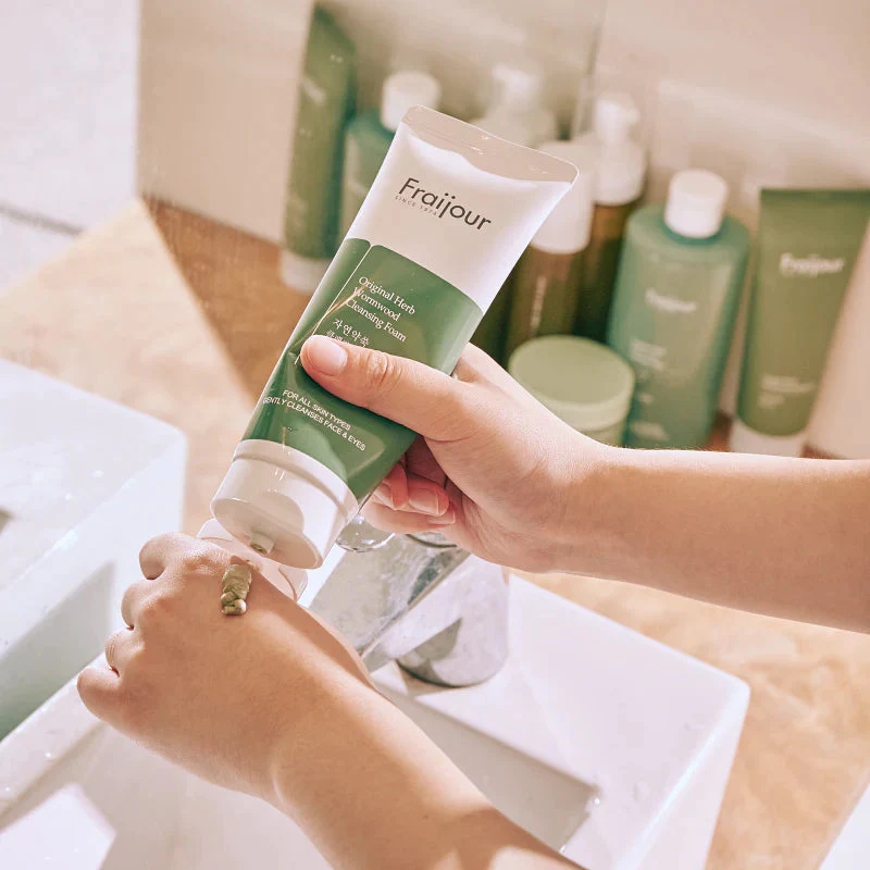 Fraijour Original Herb Wormwood Cleansing Foam 150ml