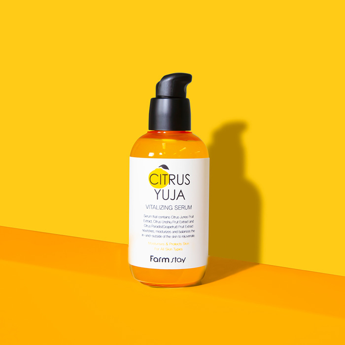 Farmstay Citrus Yuja Vitalizing Serum - Ενυδατικός και προστατευτικός ορός για όλους τους τύπους δέρματος sibling Yuzu - 100ml