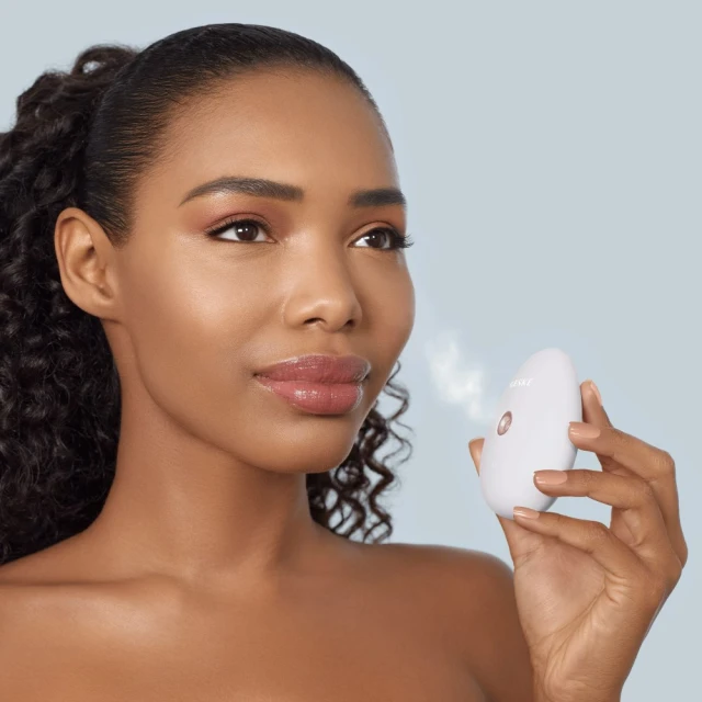 Geske Hydration Refresher 4 In 1 Oval Συσκευή Περιποίησης Προσώπου Starlight