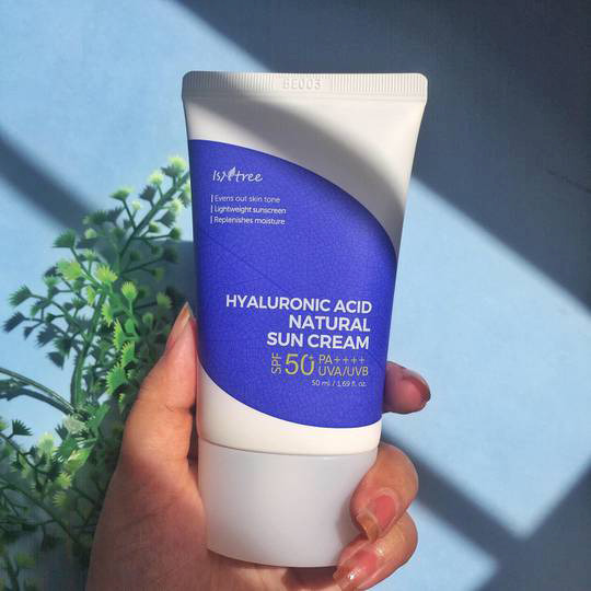 Isntree Hyaluronic Acid Natural Αντηλιακή Κρέμα Προσώπου SPF50 50ml