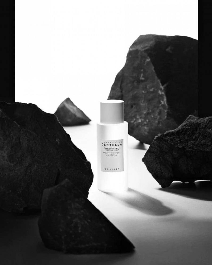 SKIN1004 Madagascar Centella Tone Brightening Boosting Toner - 210ml