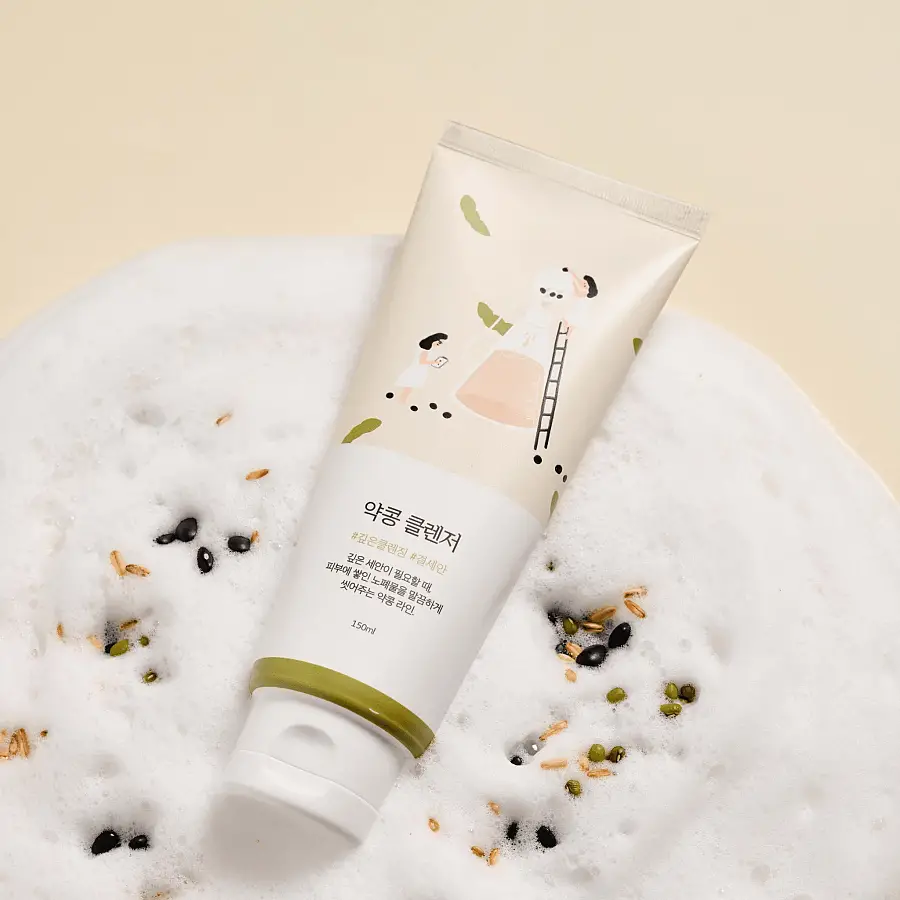 Round Lamb Soybean Nourishing Cleanser - 150 ml
